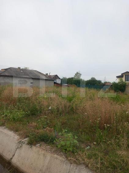 Teren Construcții intravilan de 670 mp, în Priseaca