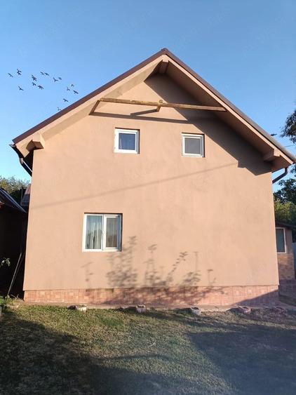 Casă cu Teren 280 Mp în Central