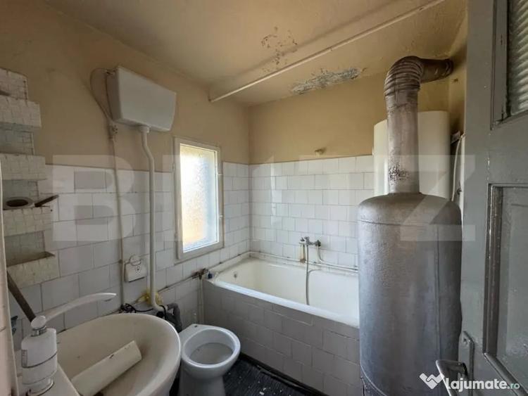 Casă cu 3 camere cu Teren 640 Mp în Central