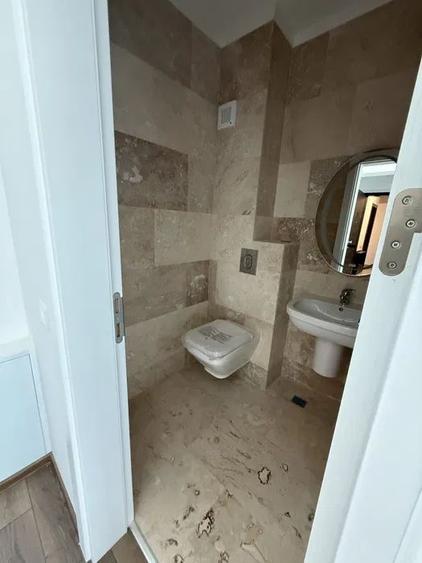 Apartament cu 3 camere în Străulești