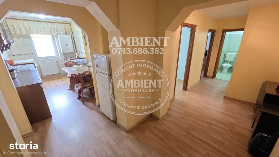 Apartament cu 3 camere decomandat în Gară
