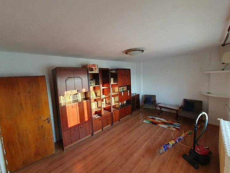 4 camere decomandat, 79,86 mp, 2 balcoane, bloc anvelopat, Vergului - 4