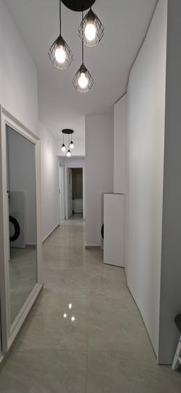 Apartament cu 3 camere decomandat în Bucureștii Noi