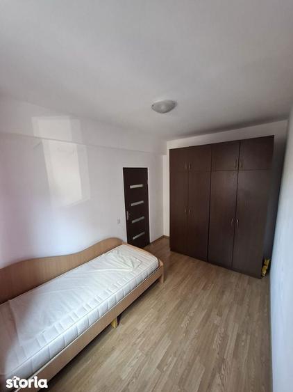 Apartament cu 3 camere decomandat în Baciu