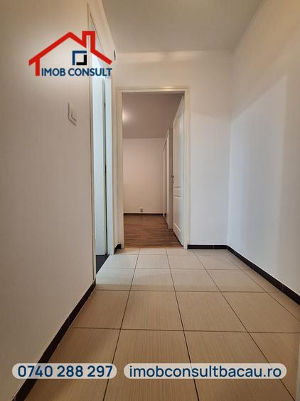 Apartament cu 2 camere decomandat în Banca Națională