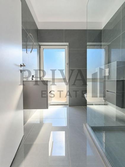 Duplex cu 4 camere cu Canalizare în Giarmata