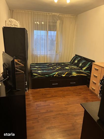Apartament cu 2 camere decomandat în Titan
