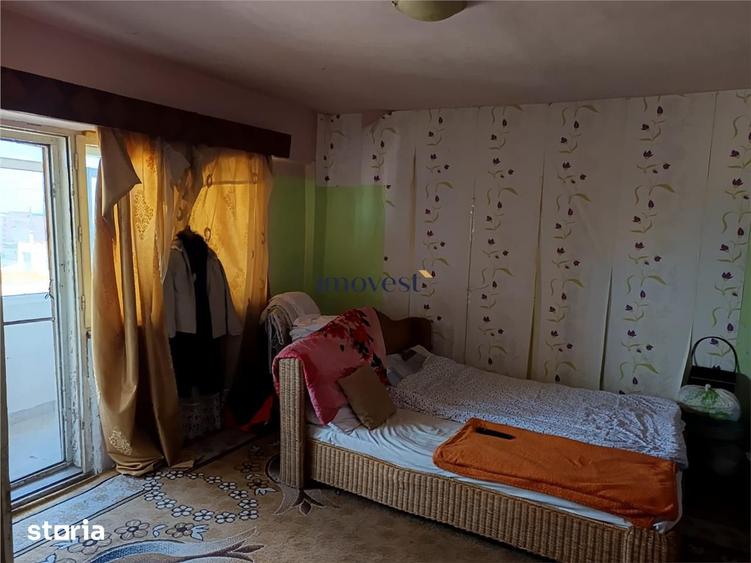 Apartament cu 2 camere decomandat în Careiului