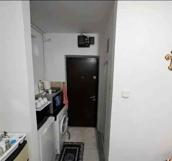 Garsonieră nedecomandată în Țiglari