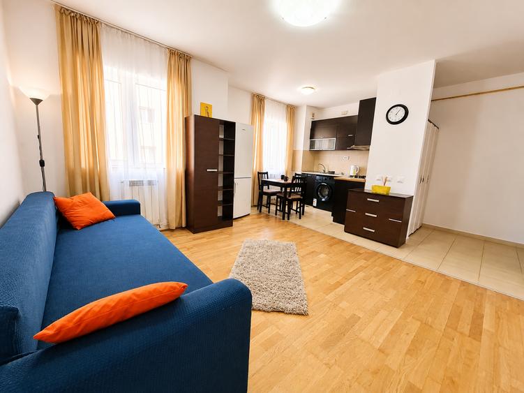 Apartament cu 3 camere, mobilat în Tătărași