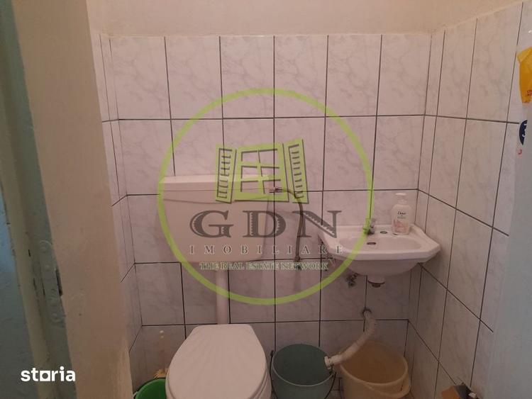 Apartament cu 2 camere decomandat, mobilat în Central