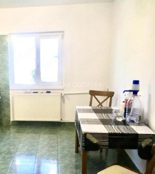 Apartament cu 2 camere, mobilat în Tei
