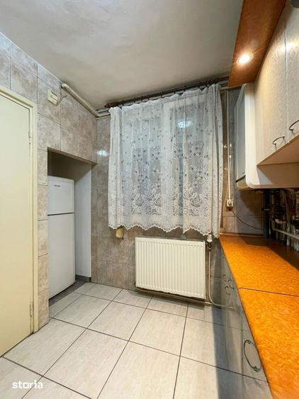 Apartament cu 3 camere decomandat, mobilat în Berceni