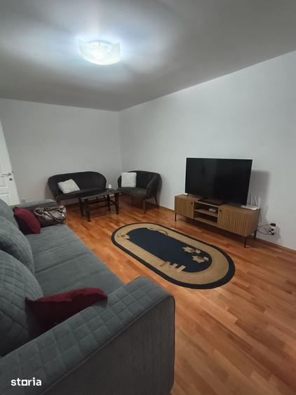 Apartament 2 camere, balcon, etaj 3 - 13