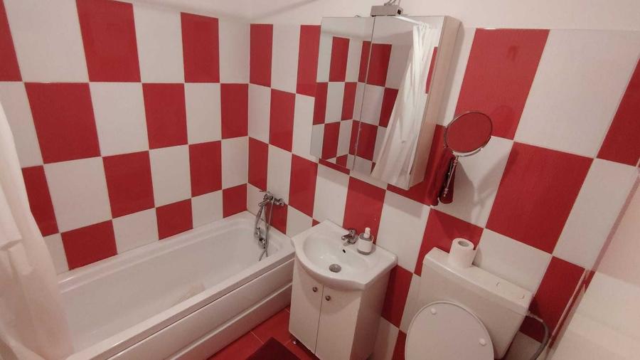 Apartament cu 2 camere semidecomandat, mobilat în Brâncoveanu