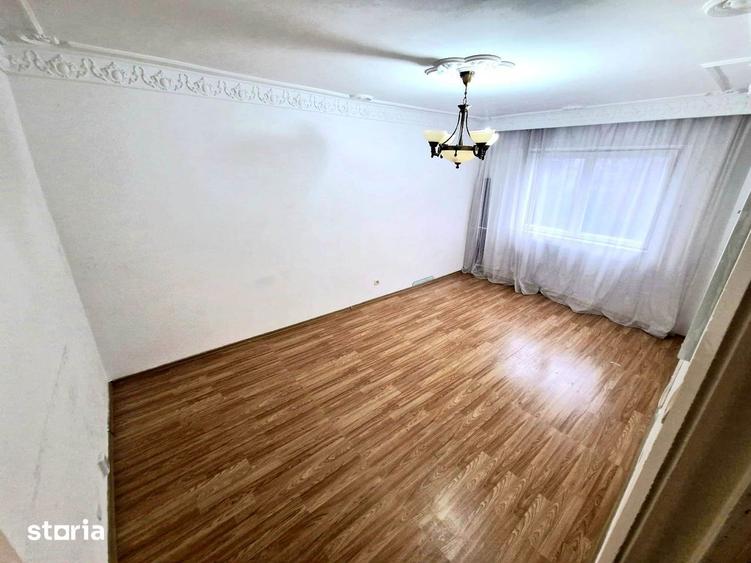 Apartament cu 2 camere în Micro 17