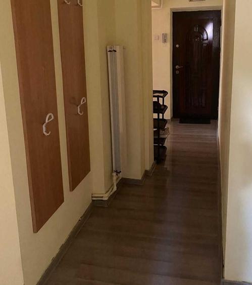 Apartament cu 3 camere decomandat în Păcurari