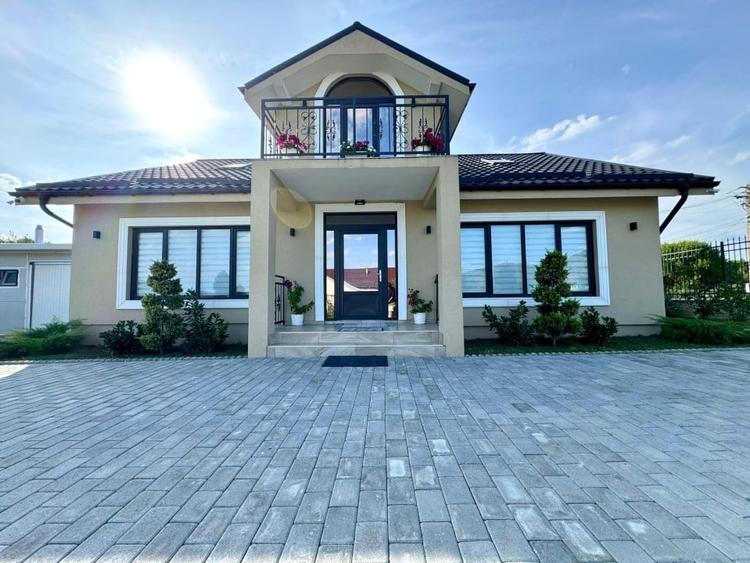 Casă individuală cu 3 camere cu Canalizare în Fodora