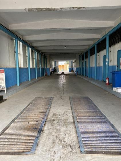 Spațiu industrial, de 10,900 mp, în Central