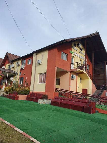 Casă cu 4 camere în Troianu