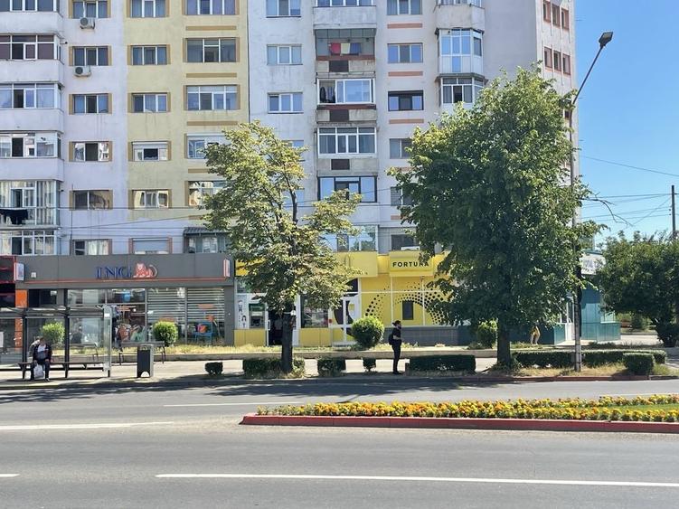 Spațiu comercial, de 70 mp, în Central