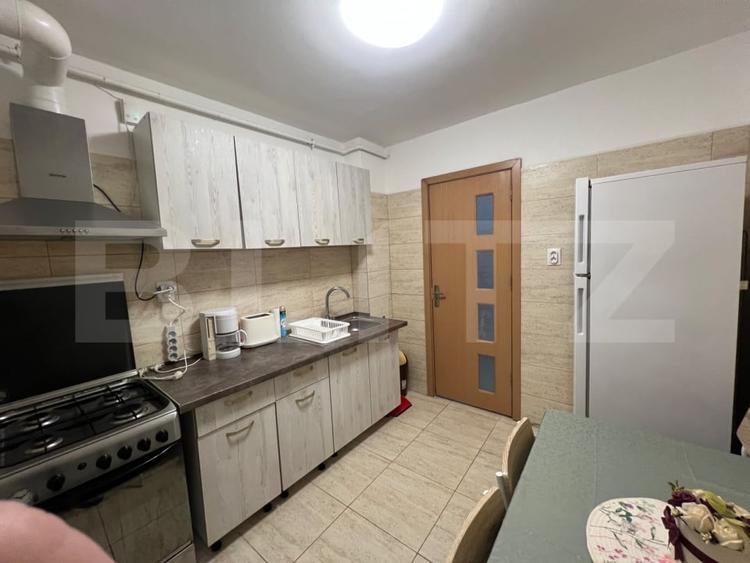 Apartament cu 2 camere decomandat, mobilat în Rovine