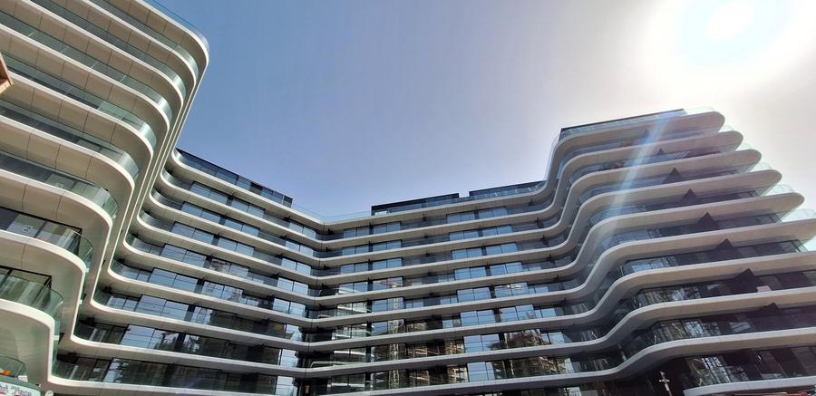 Apartament cu 2 camere semidecomandat în Barbu Văcărescu