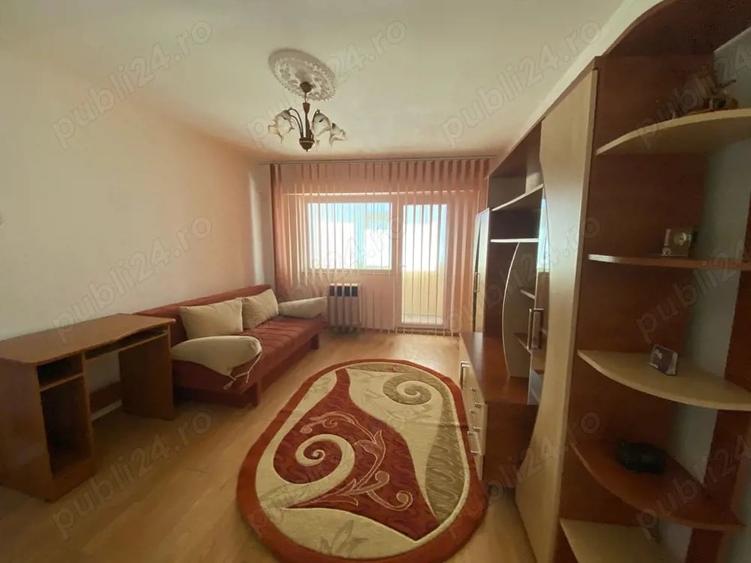 Apartament cu 2 camere decomandat în Obor