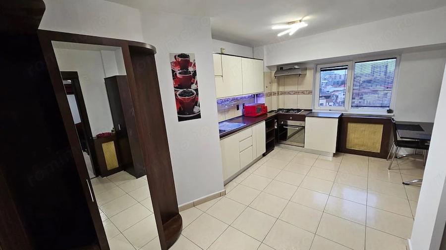Vanzare apartament 2 camere, Bulevardul Unirii Rond Alba Iulia | Bloc Monolit - 1