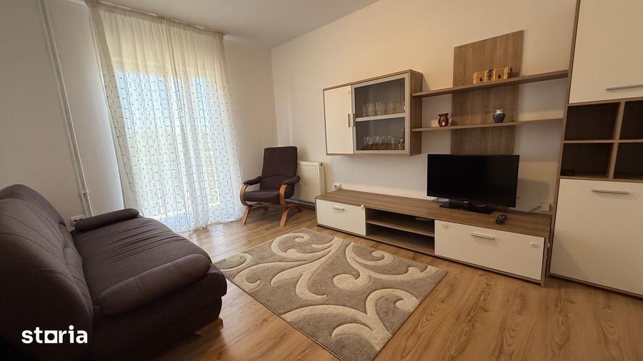 Inchiriez apartament cu 3 camere, pe 2 nivele in Sangeorgiu de Mures - 1