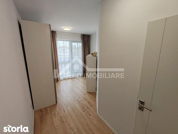 Apartament cu 4 camere, mobilat în Zorilor
