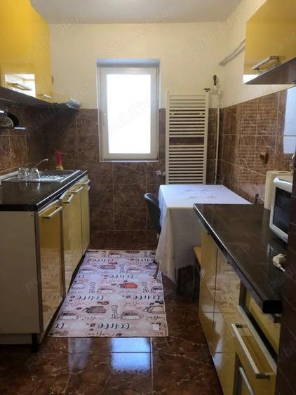 Apartament cu 2 camere semidecomandat în Far