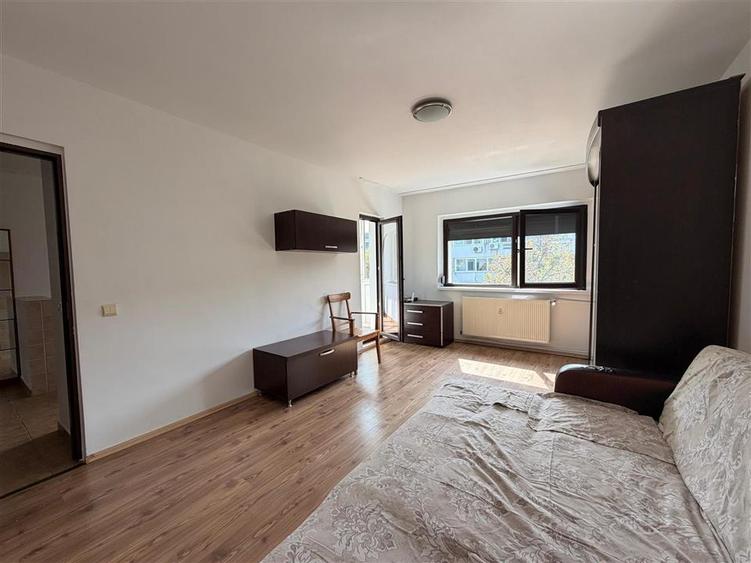 Apartament cu 2 camere decomandat, mobilat în Aviației