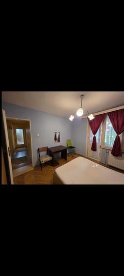 Apartament cu 3 camere semidecomandat în Vest