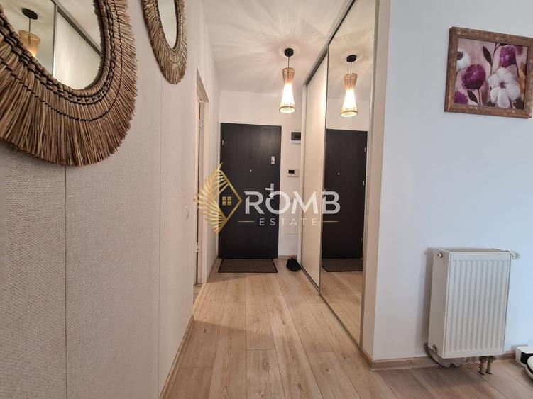 Apartament cu 2 camere semidecomandat, mobilat în Sopor