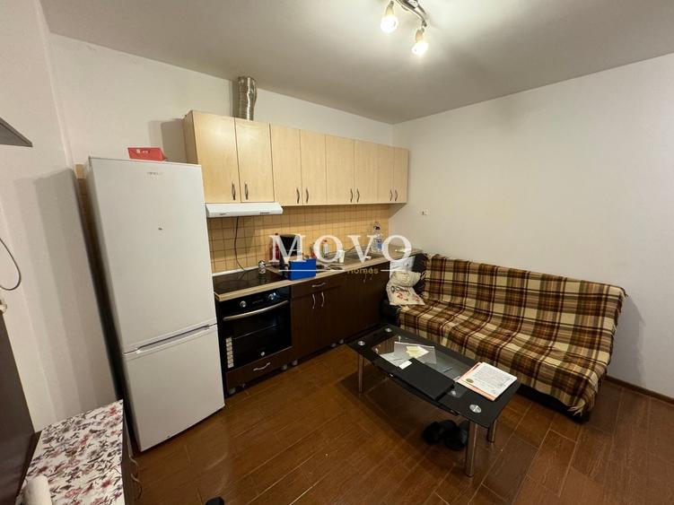 Apartament cu 2 camere semidecomandat, mobilat în Soarelui