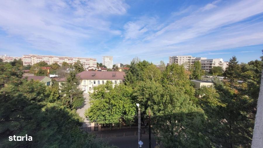 Apartament cu 3 camere decomandat în Brâncoveanu