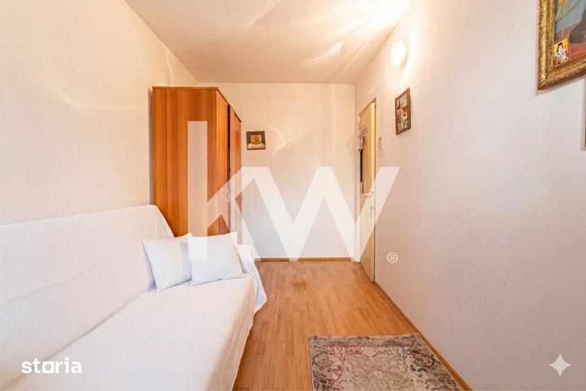 Apartament cu 3 camere decomandat, mobilat în Dârste