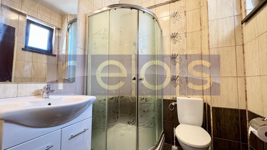 Apartament cu 3 camere semidecomandat, mobilat în 1 Mai