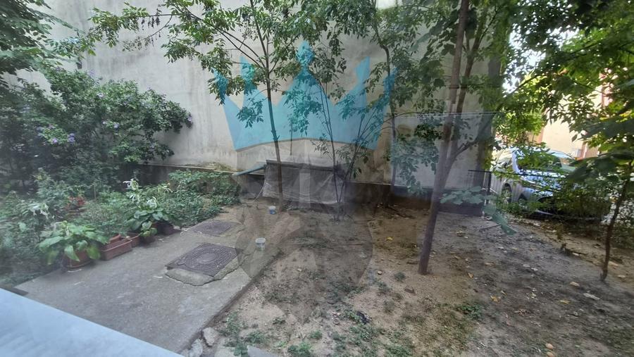 Apartament cu 2 camere decomandat, mobilat în Cantemir