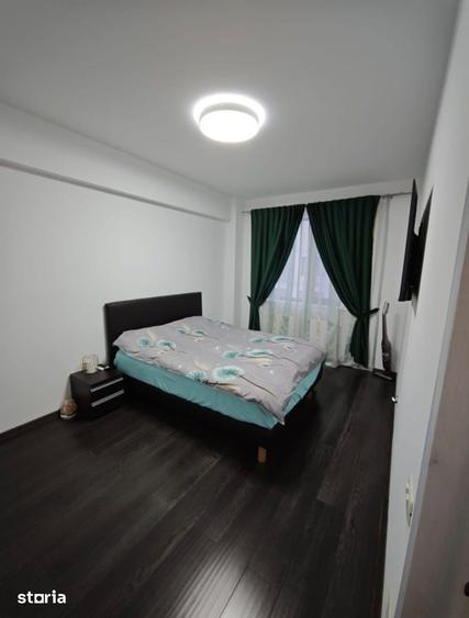 Apartament cu 3 camere semidecomandat în Mărășești