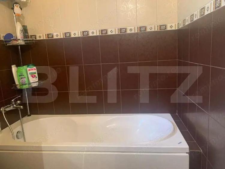 Casă cu 3 camere cu Teren 460 Mp în Central