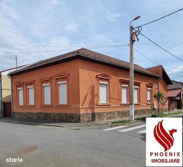 Casă cu 4 camere în Central