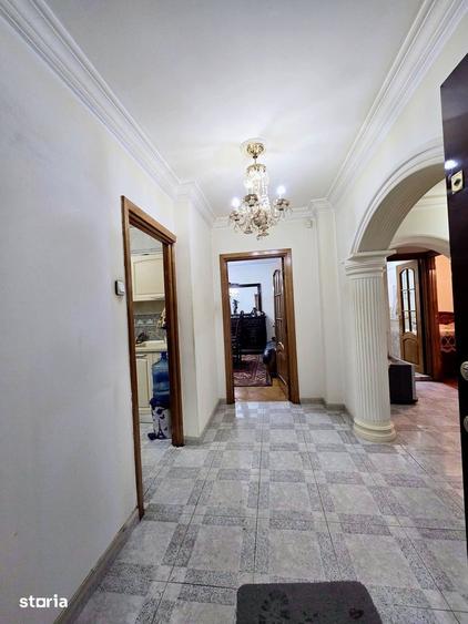 Apartament cu 4 camere, mobilat în Colentina