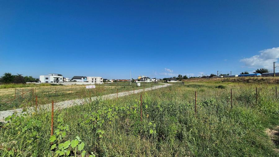 Teren de 350 mp, în Cârcea