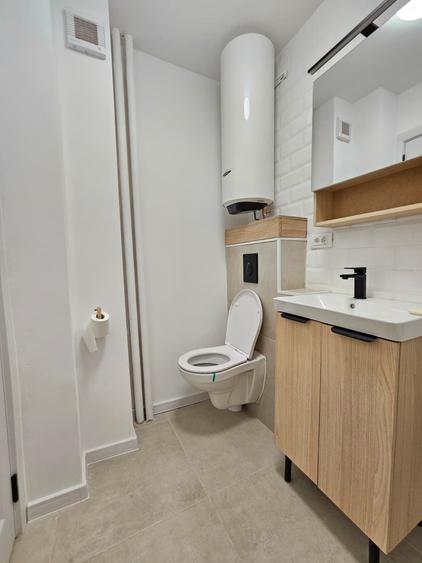 Apartament cu 2 camere decomandat, mobilat în Apărătorii Patriei