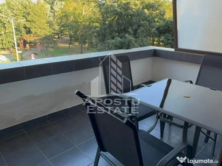 Apartament cu 3 camere semidecomandat în Ultracentral