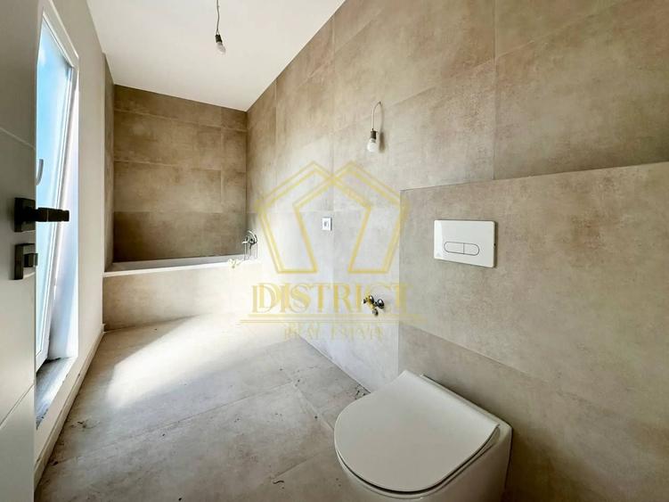 Duplex cu 4 camere cu Canalizare în Dumbrăvița