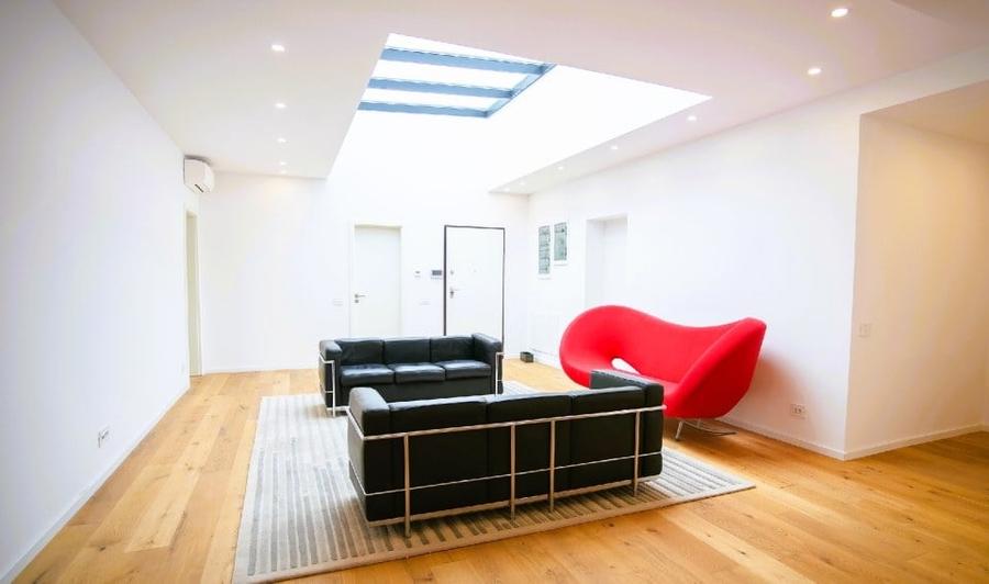 Apartament cu 5 camere în Dacia