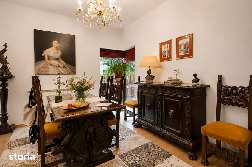Casă cu 6 camere cu Teren 280 Mp în Bucureștii Noi